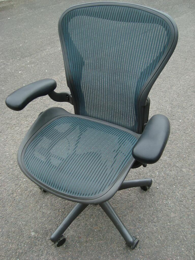 herman miller aeron green