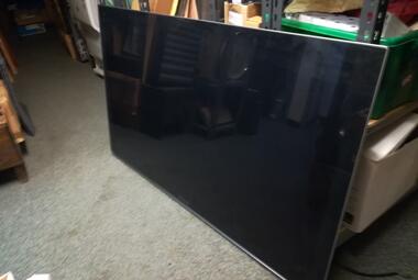 used panasonic tx-p55vt30b tv newbury