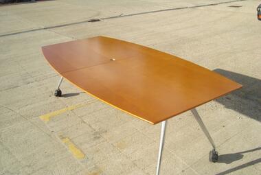 Konig & Neurath summa folding meeting table reading newbury berkshire 