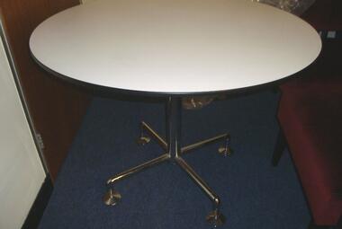 logik meeting table white 3 seater reading newbury berkshire 