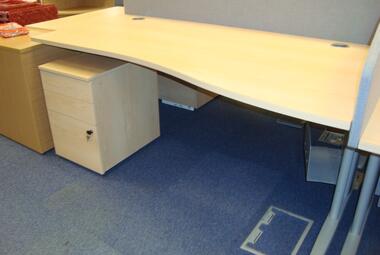 senator wave desk maple berkshire hampshire 