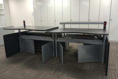 used das height adjustable dealer desk newbury 