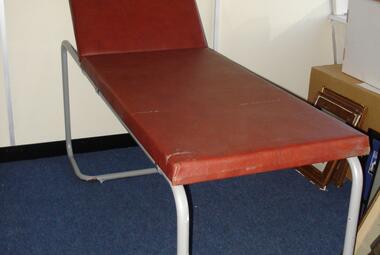 used medical examination couch reading berkshire