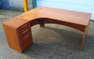 cherry veneer corner desk sven christiansen newbury reading berkshire