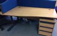 used dams 1.5m wave desk oak reading newbury berkshire